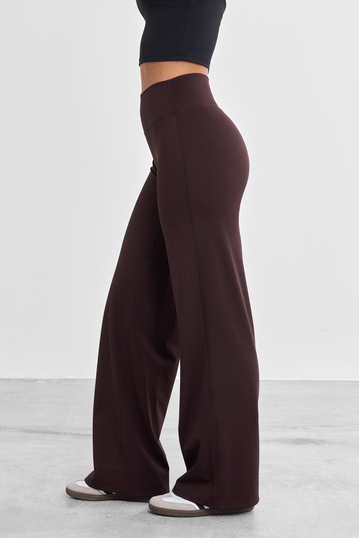 Signature Straight Leg Pants