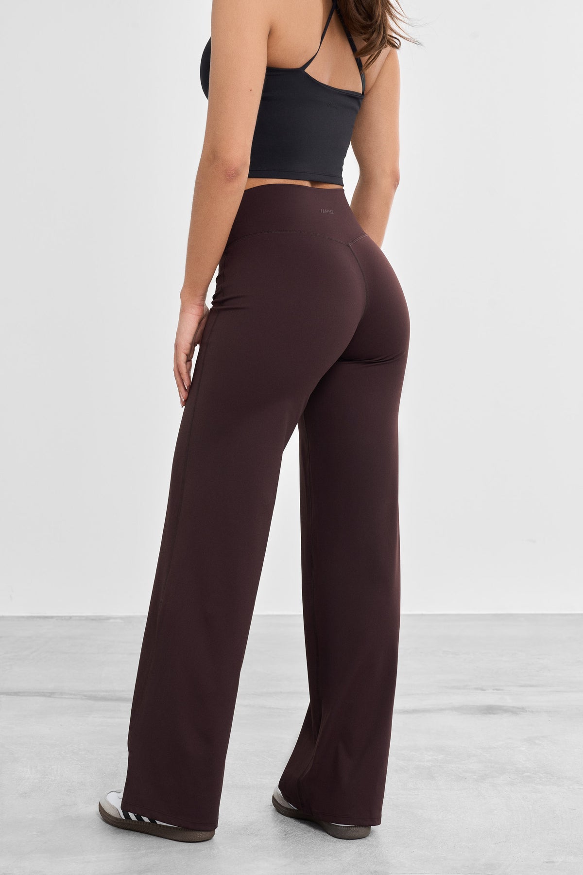 Signature Straight Leg Pants