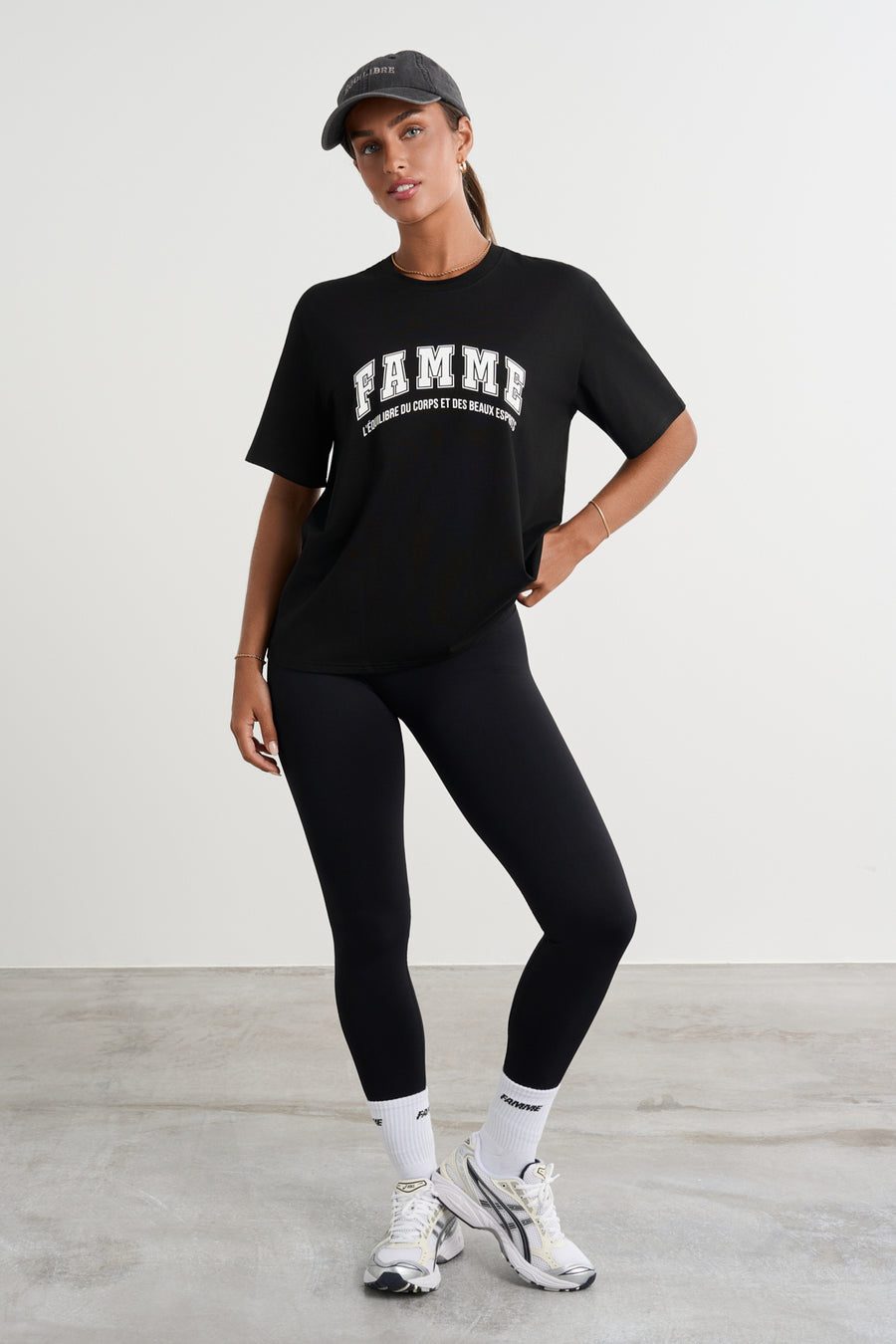 Équilibre Oversized T-Shirt · Black